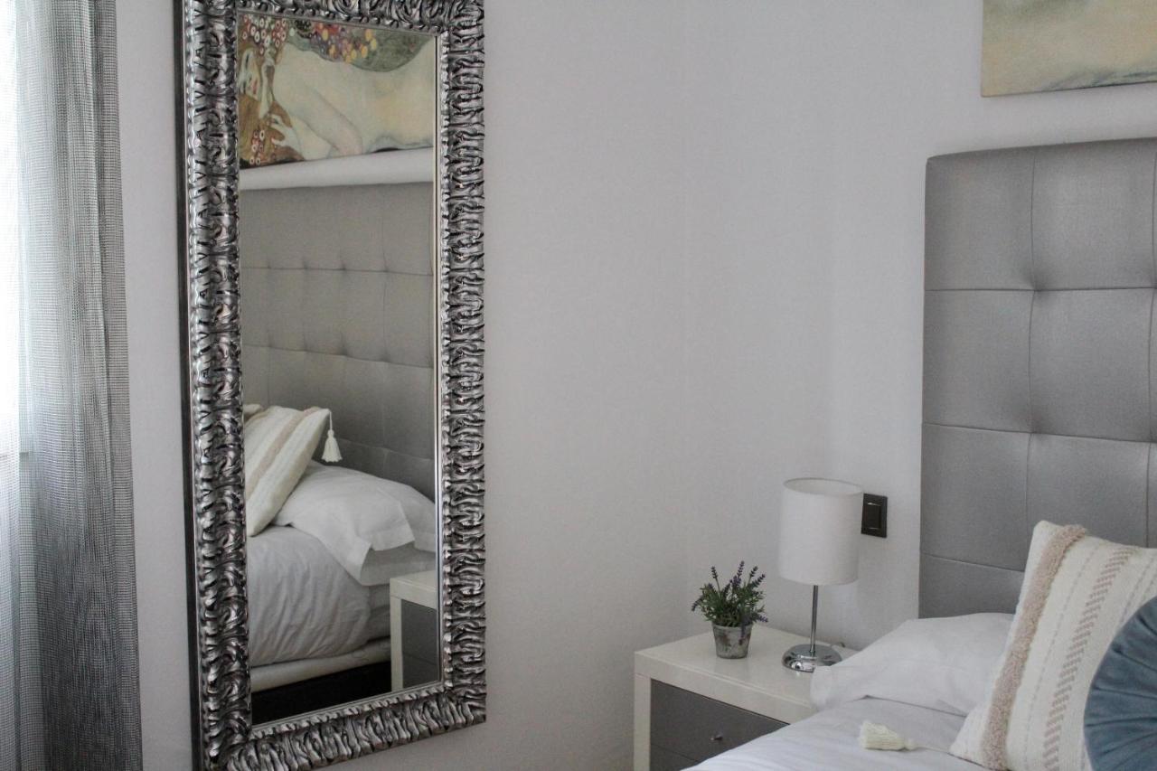 Wish Suite Gran Plaza De Sevilla Esterno foto
